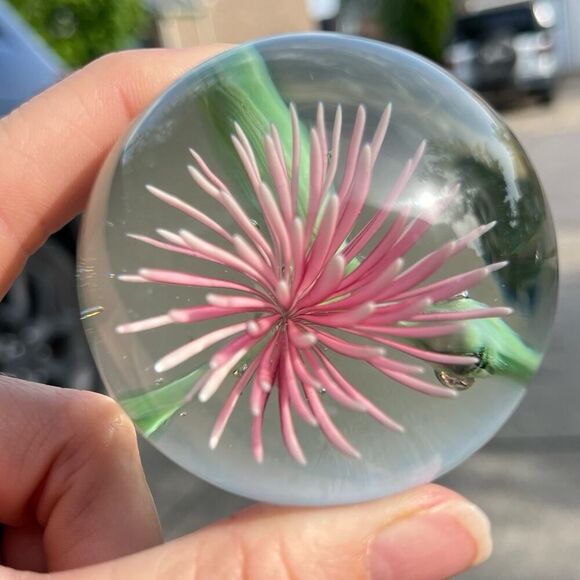 Art Glass Chrysanthemum Paperweight Light Pink 60s Floral 1.75” Tall READ - Picture 4 of 4